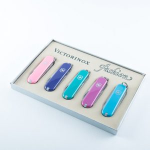 victorinox-fashion-set-coltelli-colorati-01